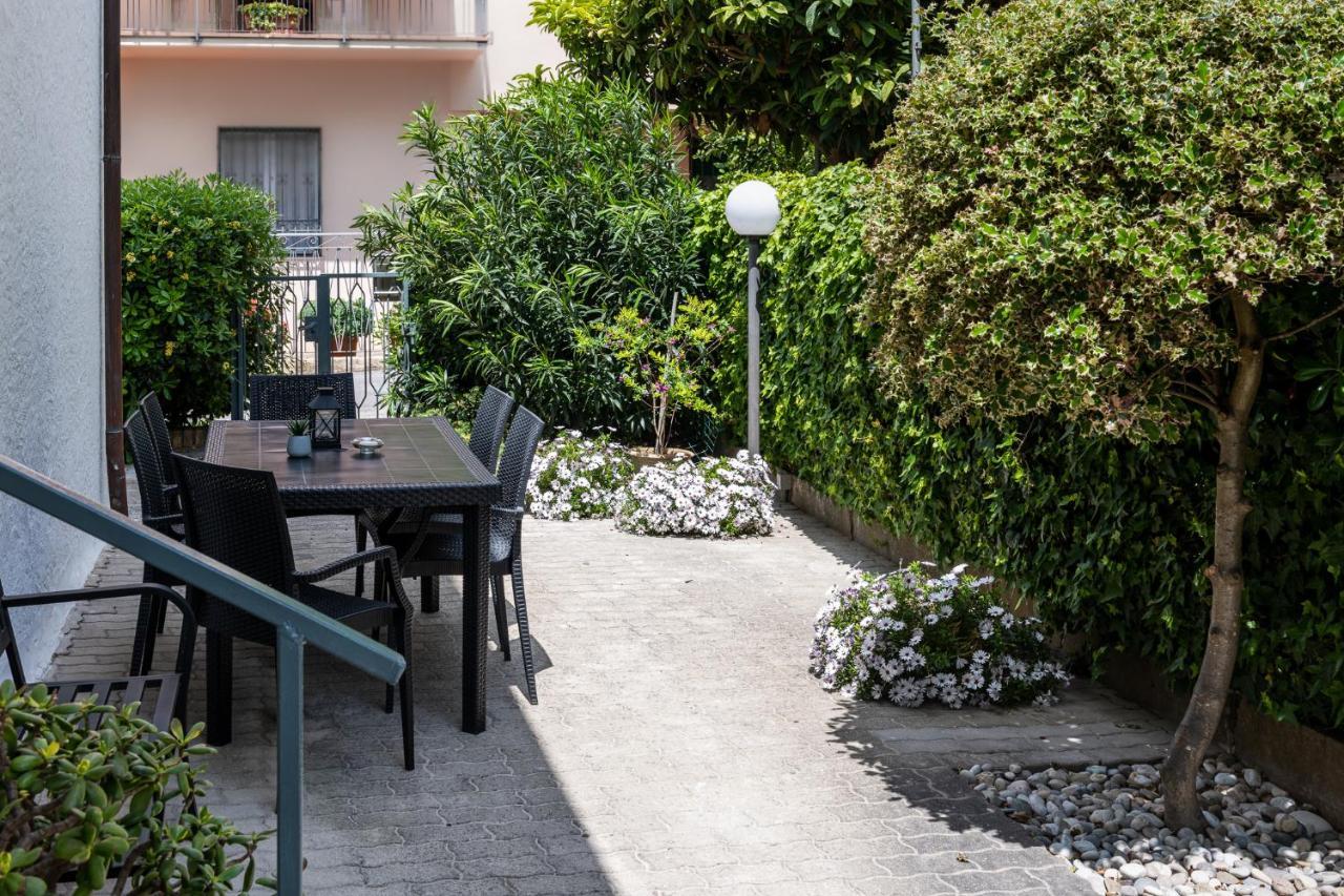 Villa A Casa Di Maria Sirolo Exterior foto