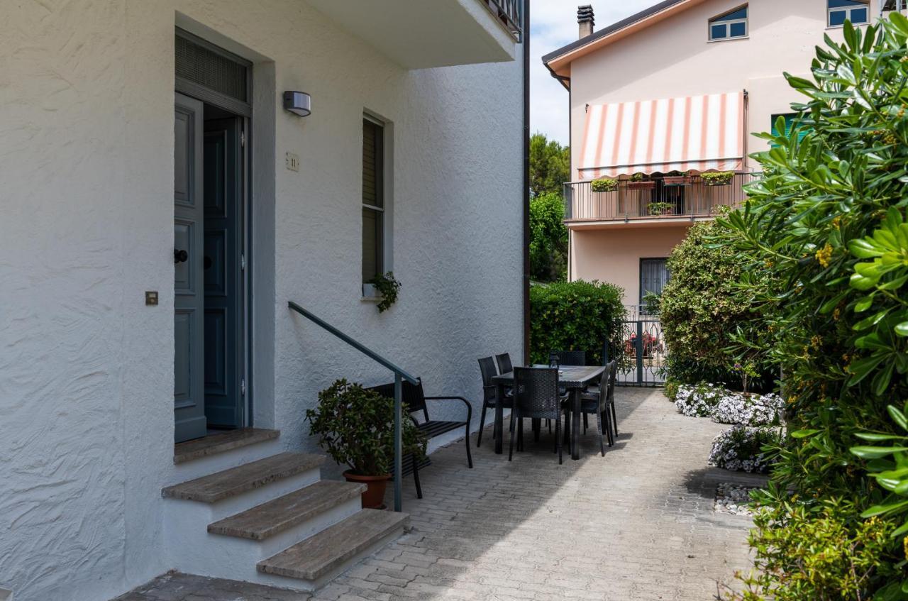 Villa A Casa Di Maria Sirolo Exterior foto